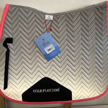 Equiflector Saddlepad 15-16.5" Pink