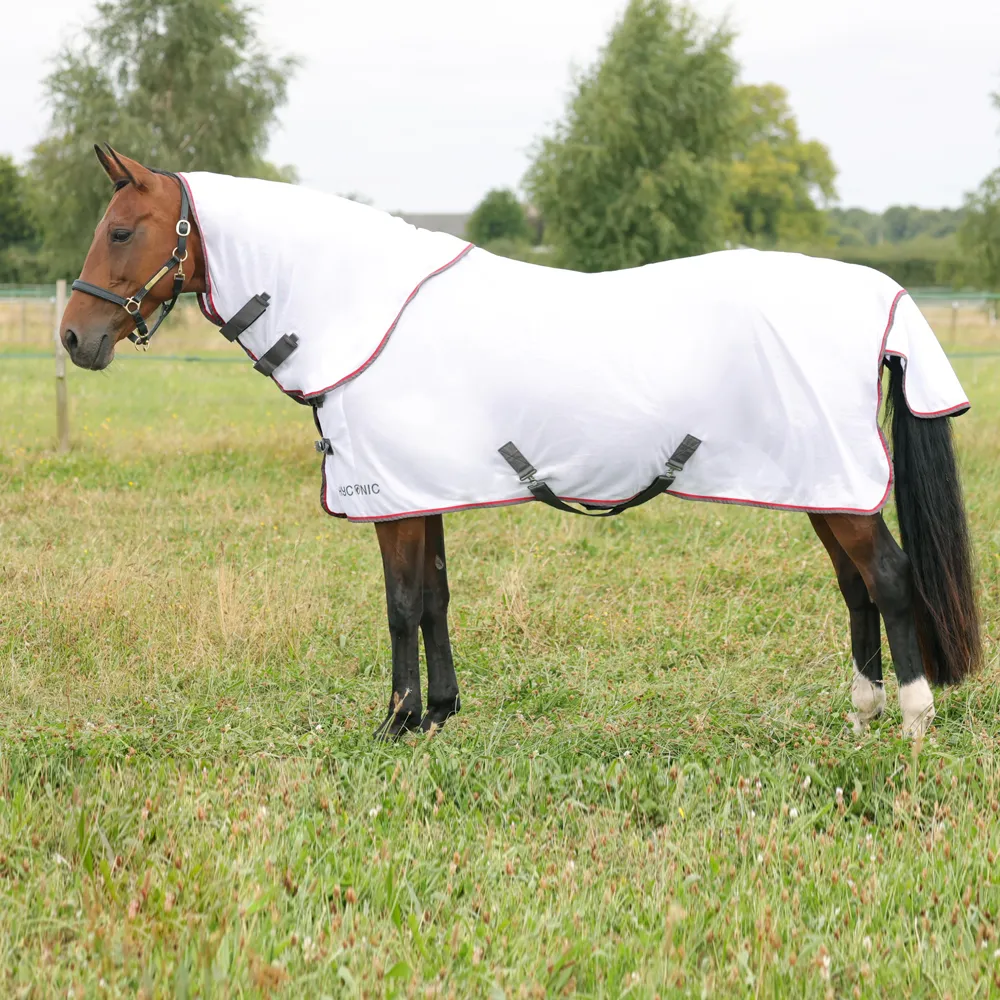 Hyconic Fly Rug 4'6 + Neck