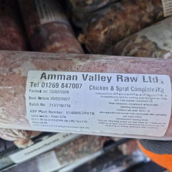 Amman Valley Ltd Frozen Raw Chicken & Sprats Complete 1kg